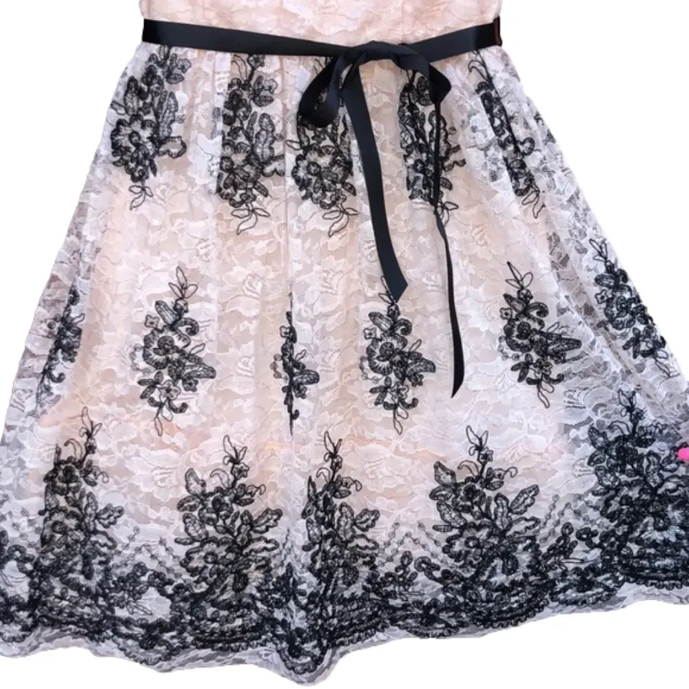 GIRLS Special Occasion Lace & Sequin Dress Blush Color Girls Size 18